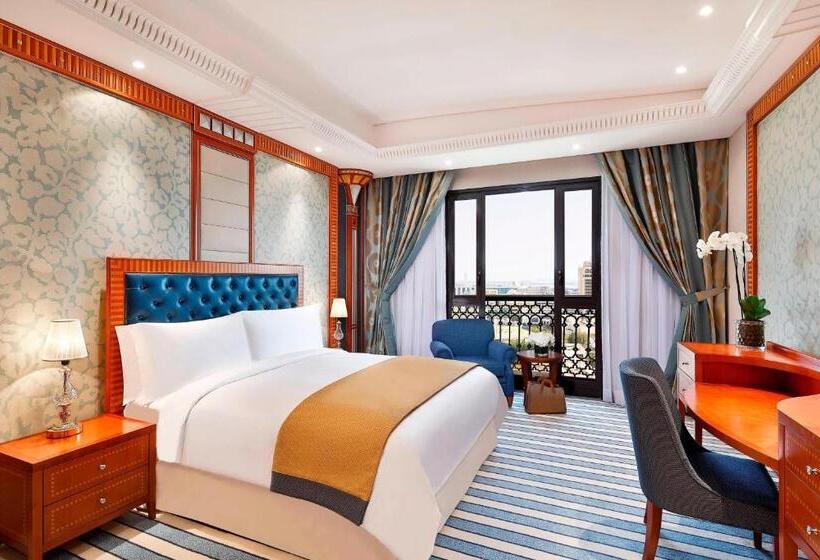 هتل The Ritz Carlton Jeddah