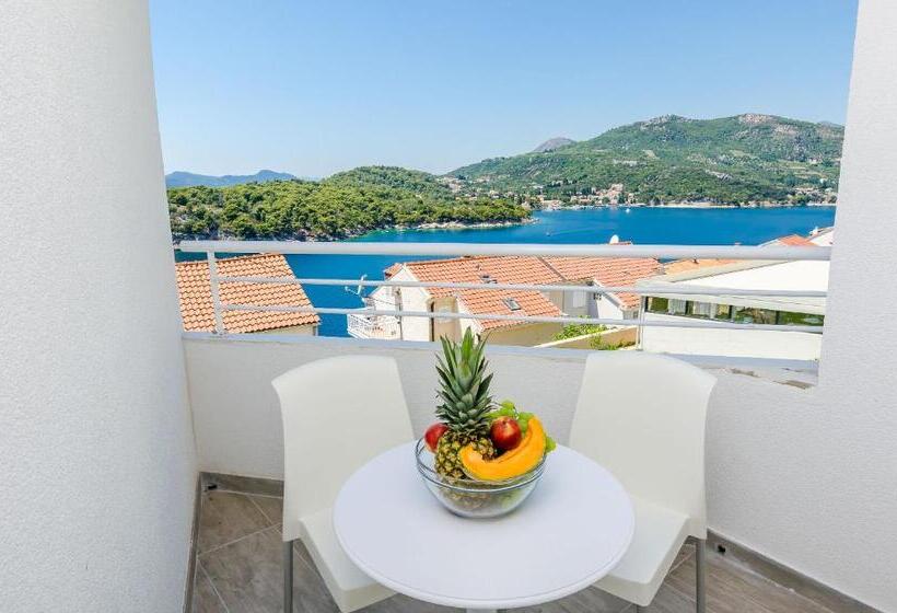 هتل Villa Paradiso 2