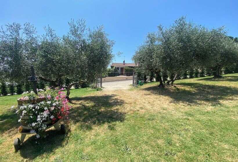هتل Agriturismo Privato La Casa Del Sole