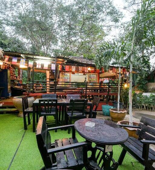 هتل Tuk Tuk Guesthouse