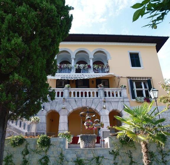 هتل Villa Ariston