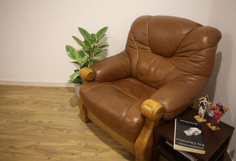 Пансион Welcome House