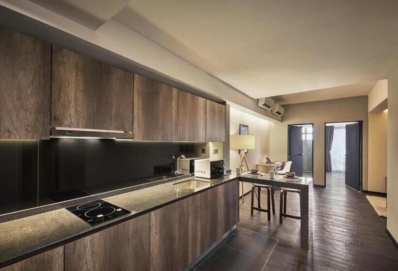 Tropics Eight Suites