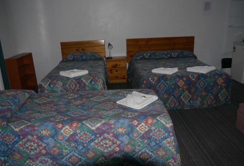 هتل Acacia Inner City Inn