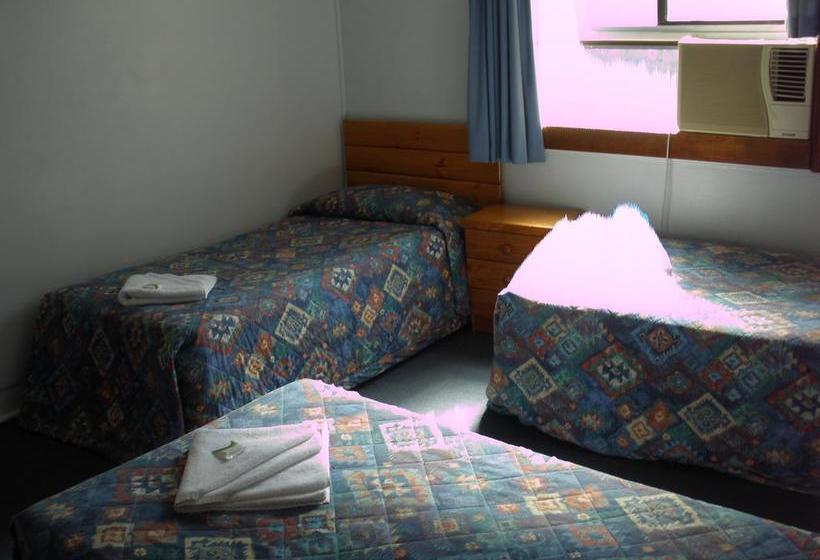 هتل Acacia Inner City Inn