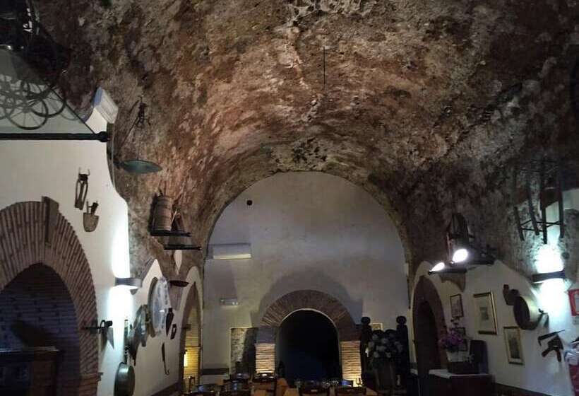 בית מלון כפרי Agriturismo Monte Due Torri