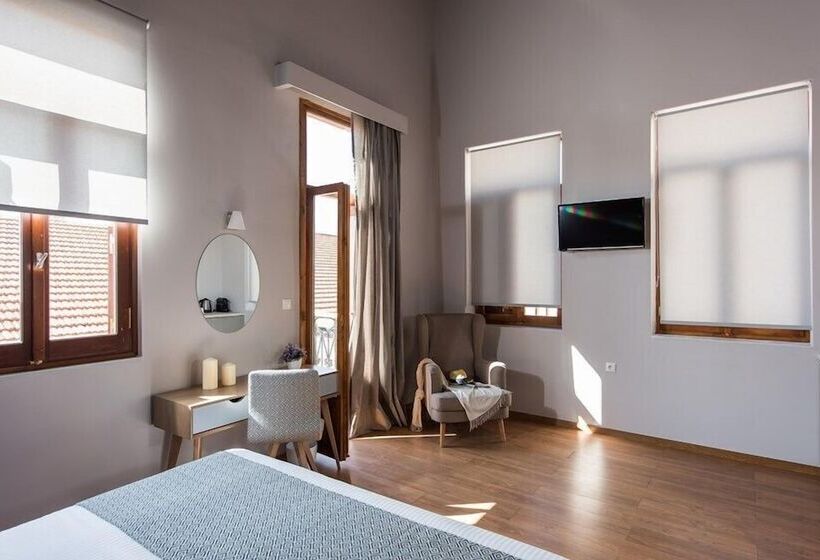 هتل Bluebell Luxury Suites