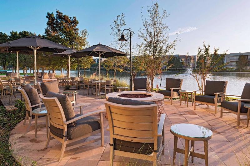 בית מלון כפרי Courtyard By Marriott Houston Sugar Land/lake Pointe