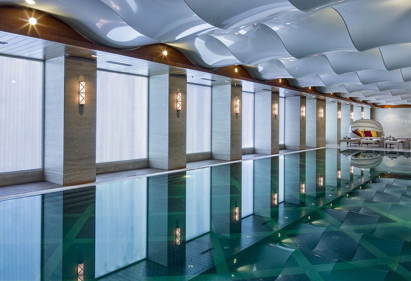 ホテル Doubletree By Hilton Istanbul Topkapi