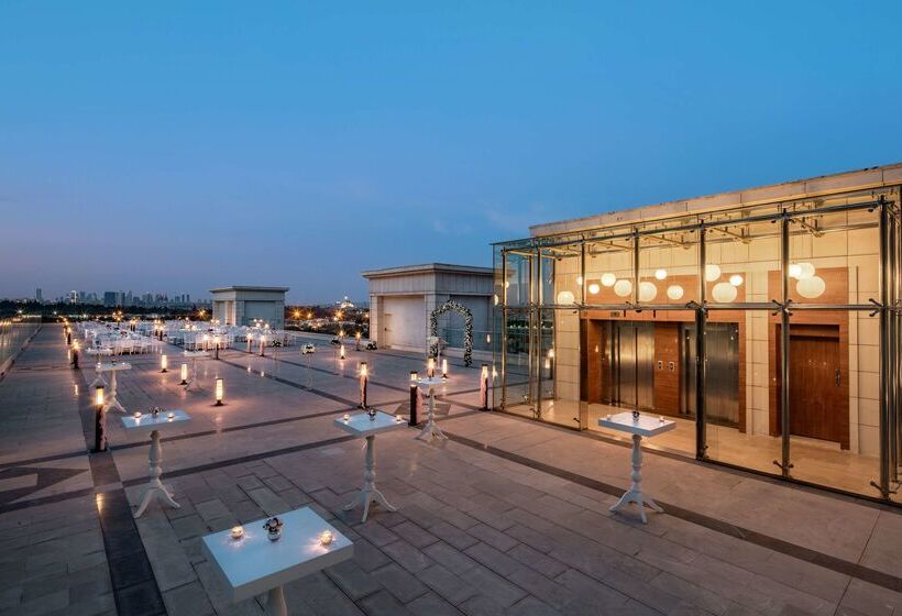 ホテル Doubletree By Hilton Istanbul Topkapi