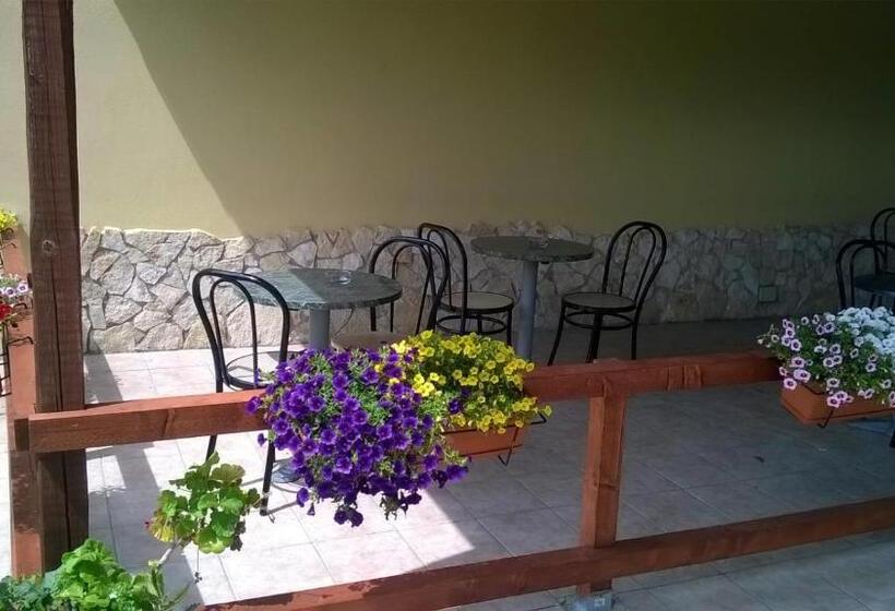 בית מלון כפרי La Piccola Mole