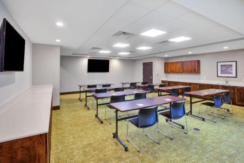 בית מלון כפרי Staybridge Suites   Benton Harbor St. Joseph, An Ihg
