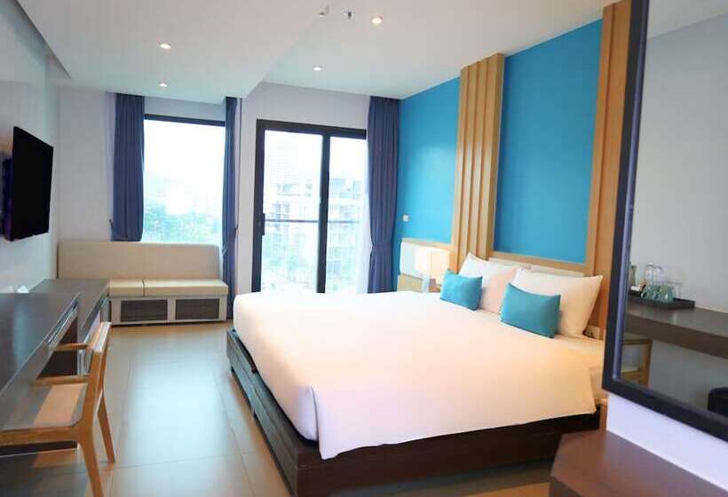 هتل The Marina Phuket