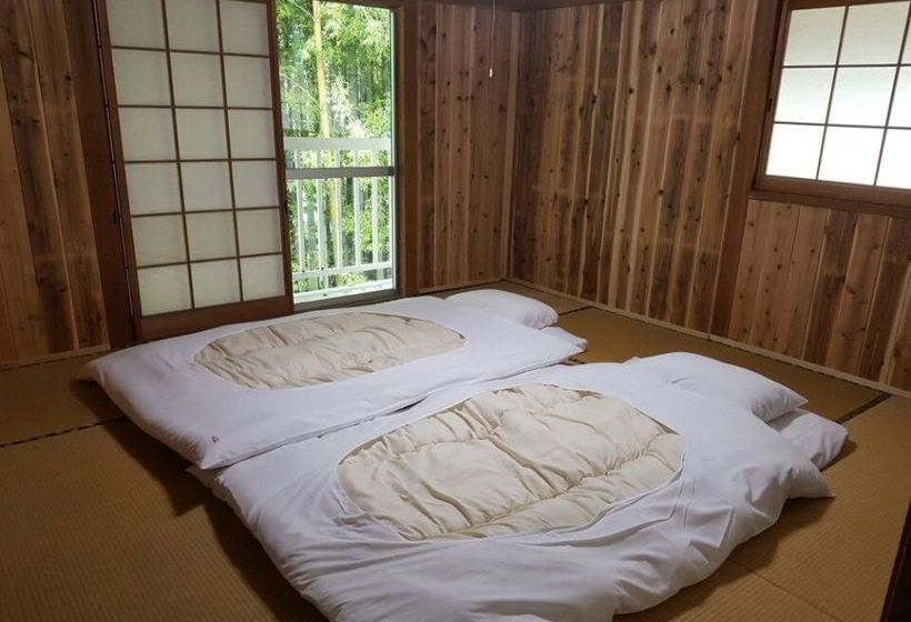 הוסטל Yufuin No Take