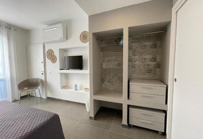 Cala Azzurra Macari Bed And Breakfast And Holidays House