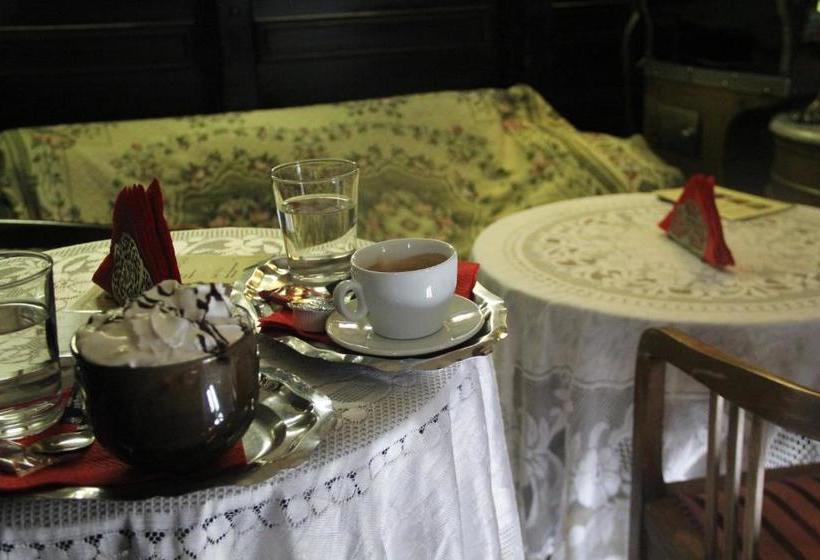 酒店 Aphrodite Apartments & Café