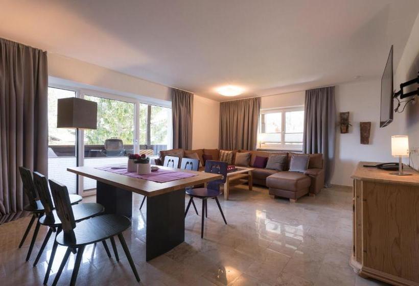 فندق Appartements Rofan & Karwendelblick