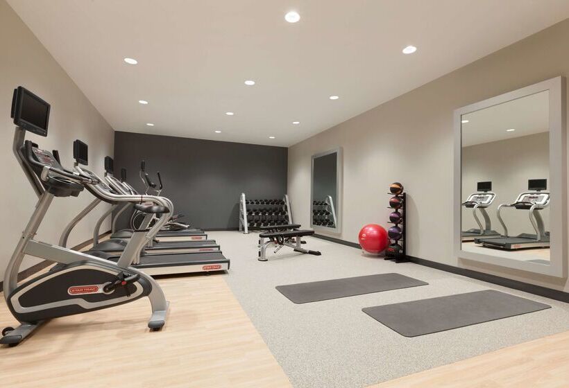 هتل Embassy Suites By Hilton Wilmington Riverfront