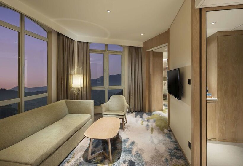 فندق Hilton Garden Inn Hangzhou Lu'niao
