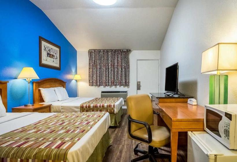 فندق Rodeway Inn Oakley