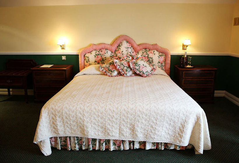 Reddans Of Bettystown Luxury Bed & Breakfast, Restaurant And Bar