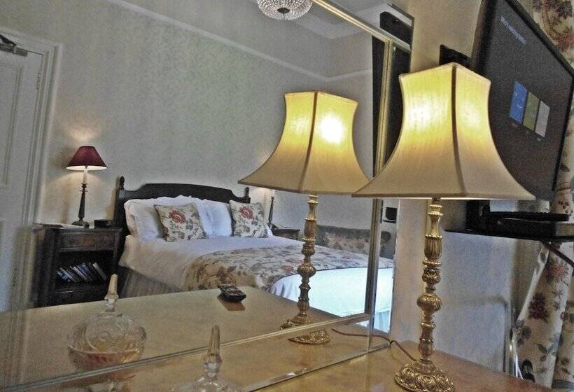 مبيت وإفطار Garvally House