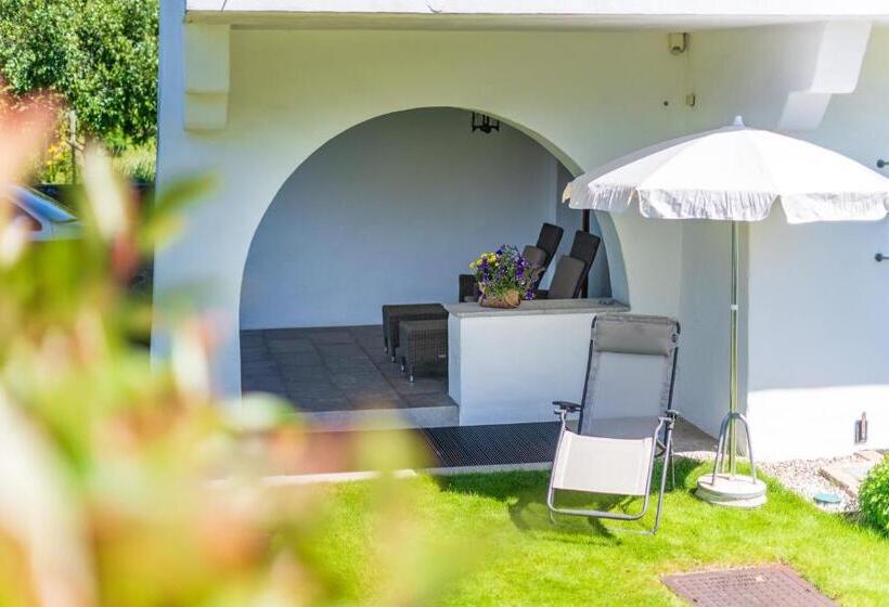 تختخواب و صبحانه Haus Oberhofer