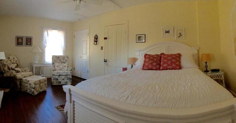 צימר The Inn At Sugar Hollow Farm