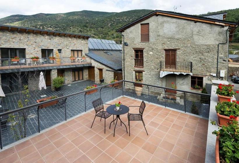 هتل Allotjament Rural Cal Miquel