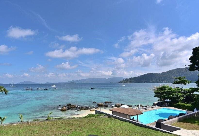 هتل Asara Private Beach Resort