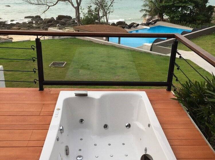 هتل Asara Private Beach Resort
