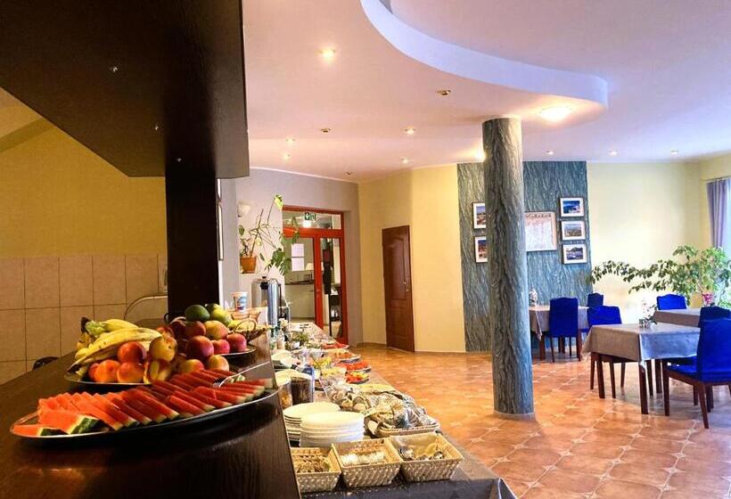 בית מלון כפרי Ava