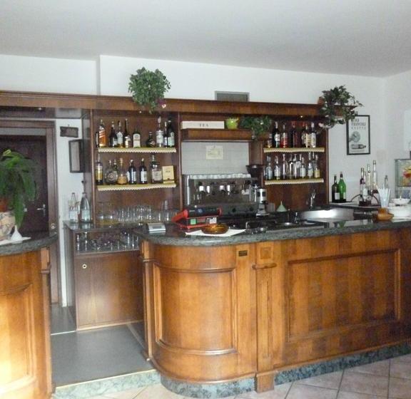 فندق Fior Di Roccia