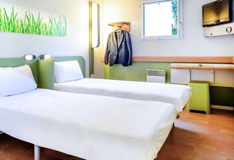 בית מלון כפרי Ibis Budget Valenciennes Petiteforet