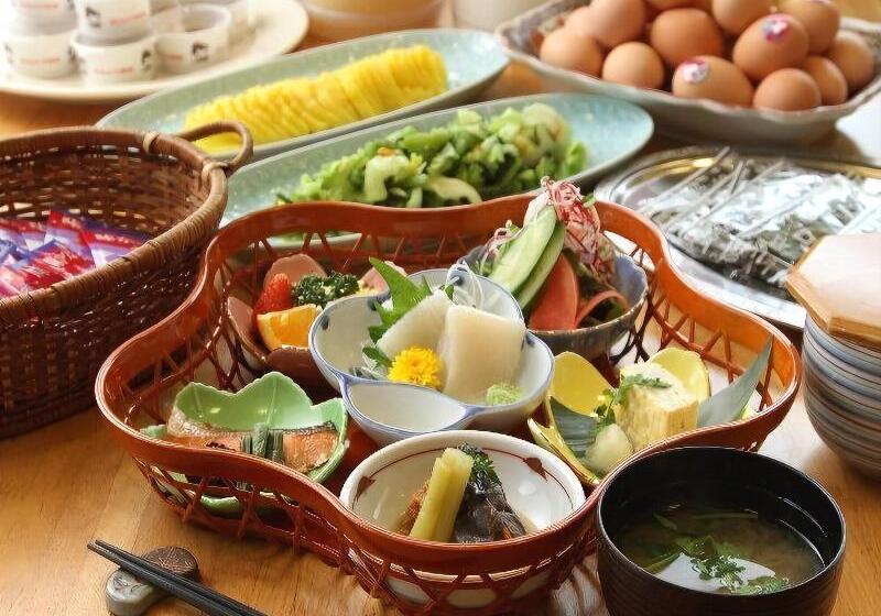 Отель Yuyado Kuttari Onsen Lake Inn