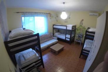 Arka Hostel