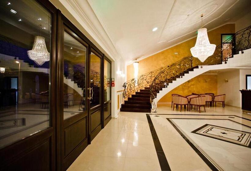 مبيت وإفطار Guest Accommodation Atrium Gulin