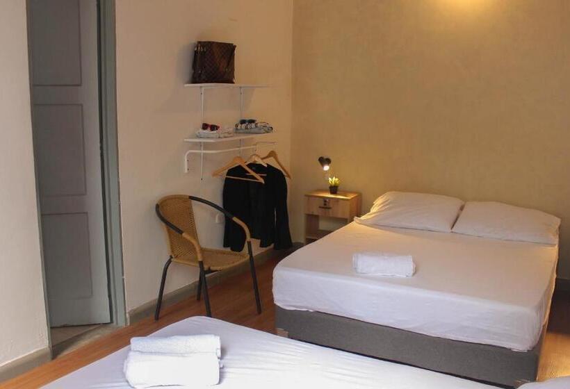 تختخواب و صبحانه La Vaina Cali