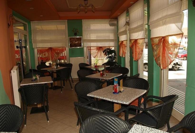 مبيت وإفطار Rooms Centar