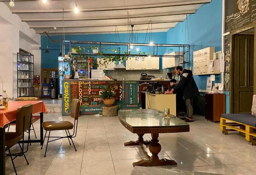 Hostel Durres