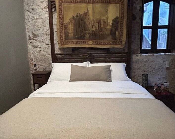 هتل Casa Andreu