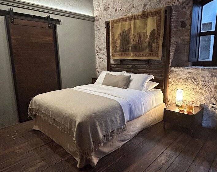 هتل Casa Andreu