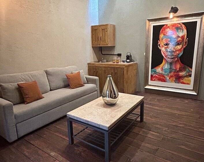 هتل Casa Andreu