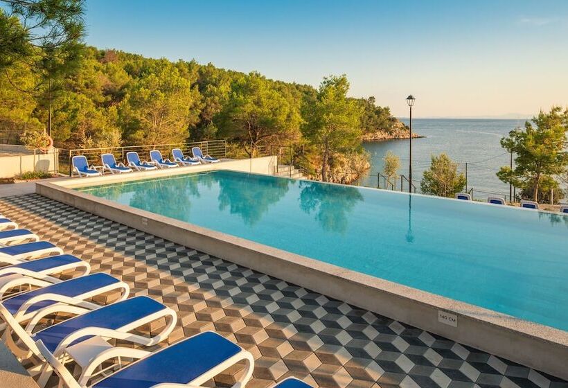 בית מלון כפרי Gava Waterman Milna Resort – All Inclusive