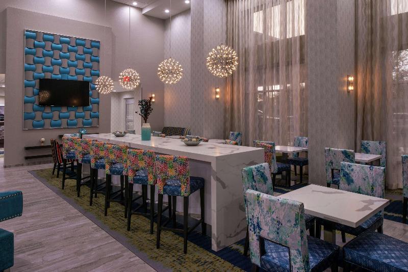 هتل Hampton Inn & Suites Atlanta/marietta