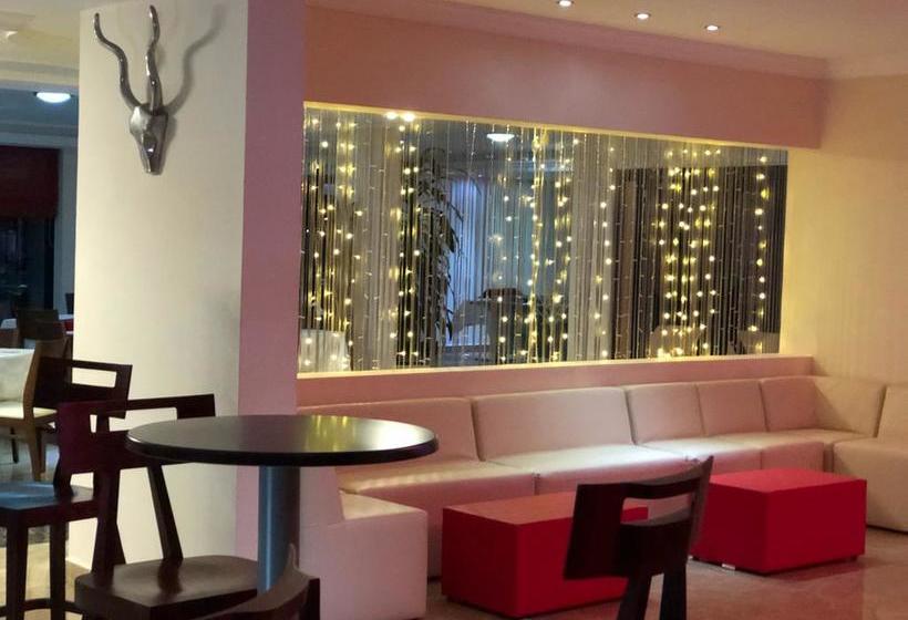 فندق Le Petit Bateau