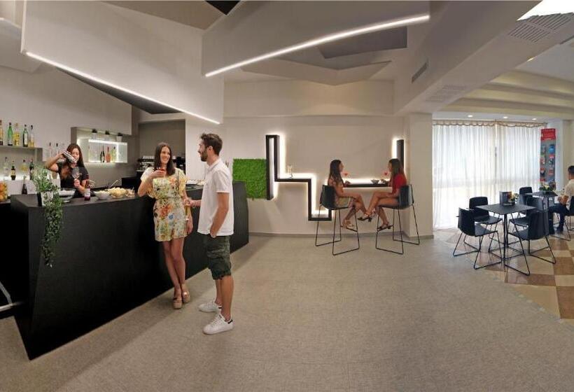 هتل & Residence Continental
