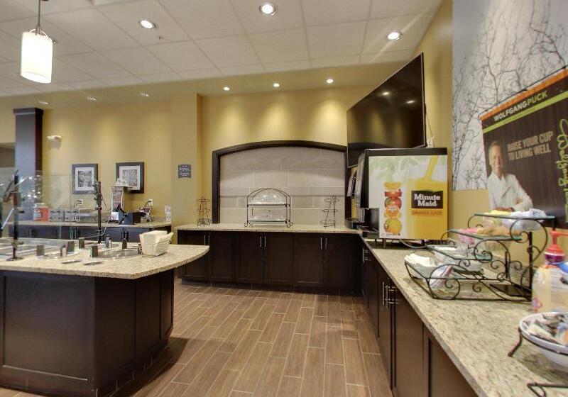 هتل Staybridge Suites Madison   Fitchburg By Ihg