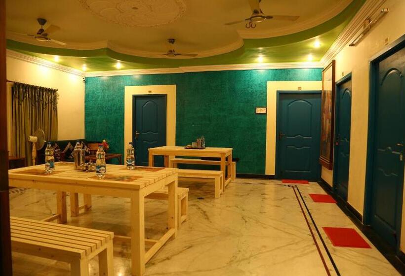 هتل Zingle Stay Airport