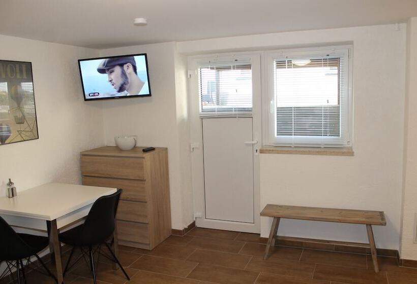 منتجع Amalie Bed And Breakfast & Apartments